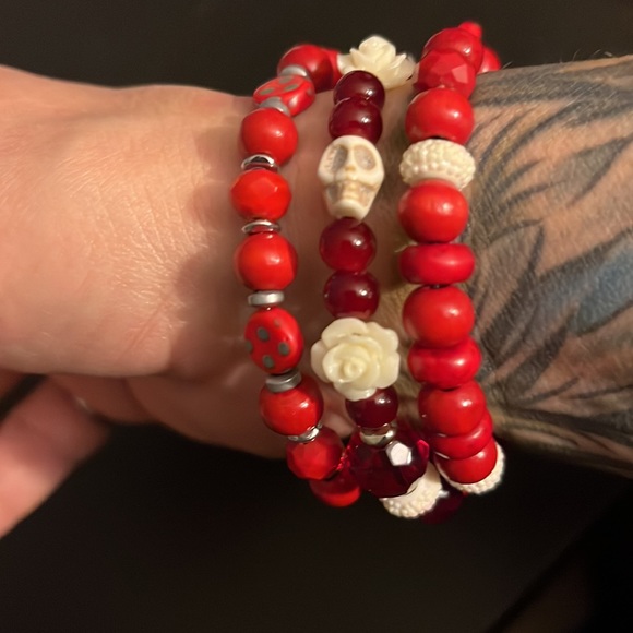 Hand Crafted Jewelry - skull & flower red bracelet handcrafted